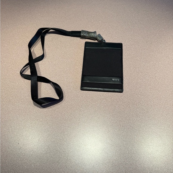 NWT Black Tumi Alpha Travel Lanyard Ballistic Nylon & Leather - Picture 4 of 7